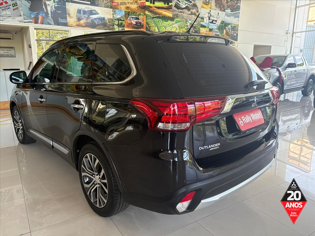 Mitsubishi-OUTLANDER-2.2 4X4 16V DIESEL 4P AUTOMÁTICO