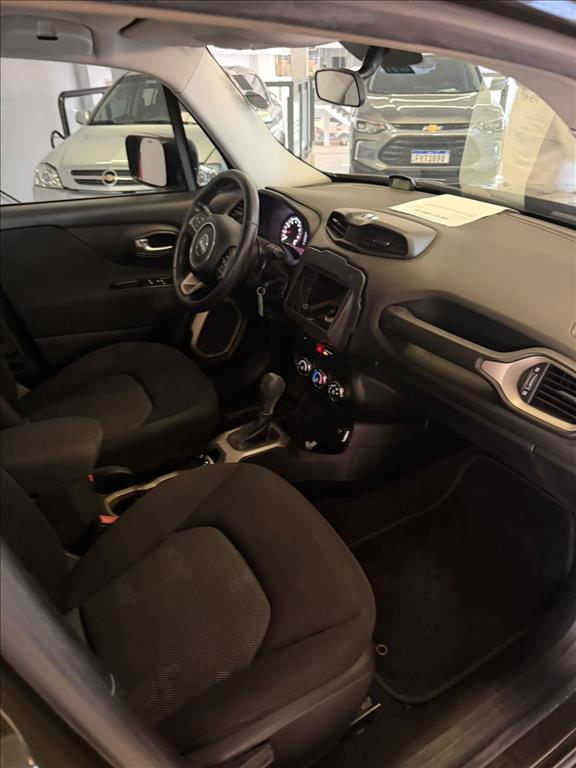 RENEGADE 1.8 16V FLEX 4P AUTOMÁTICO7