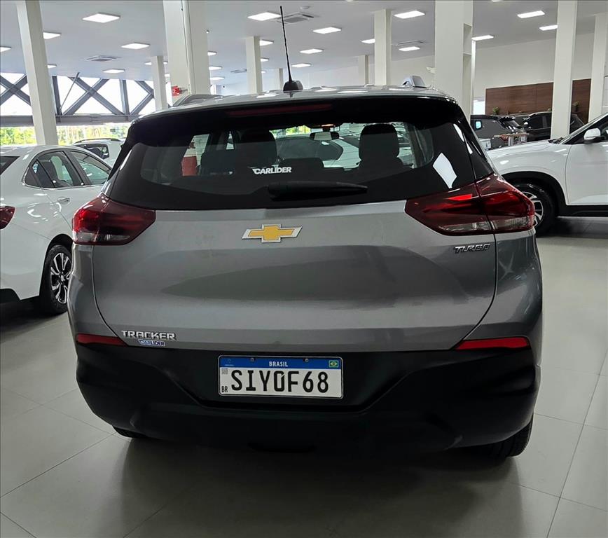 TRACKER 1.0 TURBO FLEX AUTOMÁTICO3
