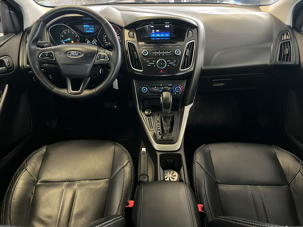 FOCUS 2.0 SE PLUS FASTBACK 16V FLEX 4P POWERSHIFT9