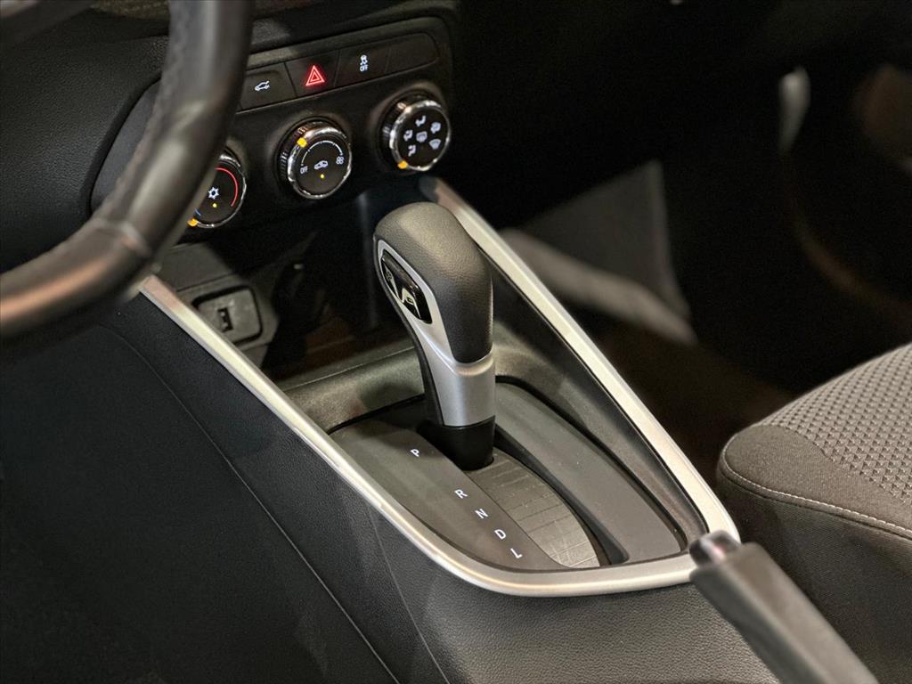 ONIX 1.0 TURBO FLEX LTZ AUTOMÁTICO8