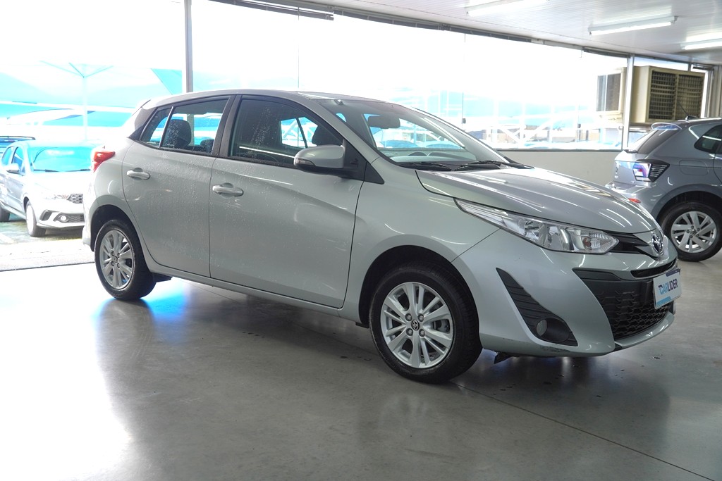 YARIS 1.3 16V FLEX XL MULTIDRIVE1