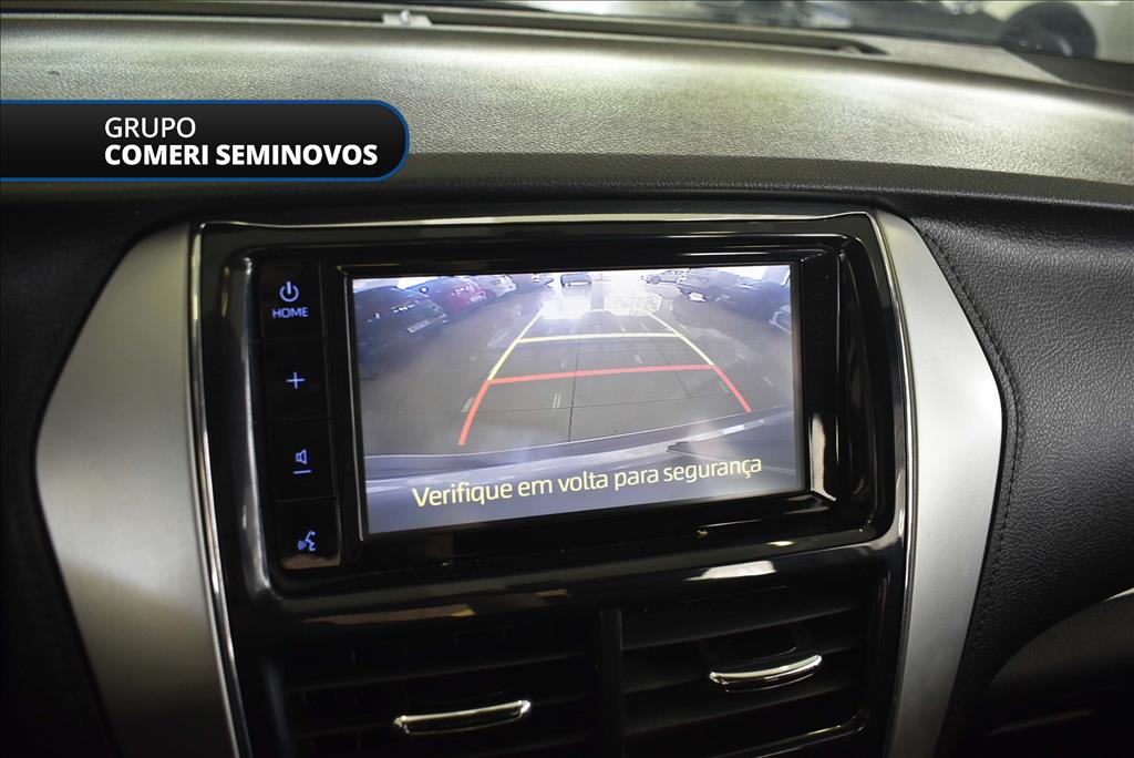 YARIS 1.5 16V FLEX SEDAN XLS CONNECT MULTIDRIVE8