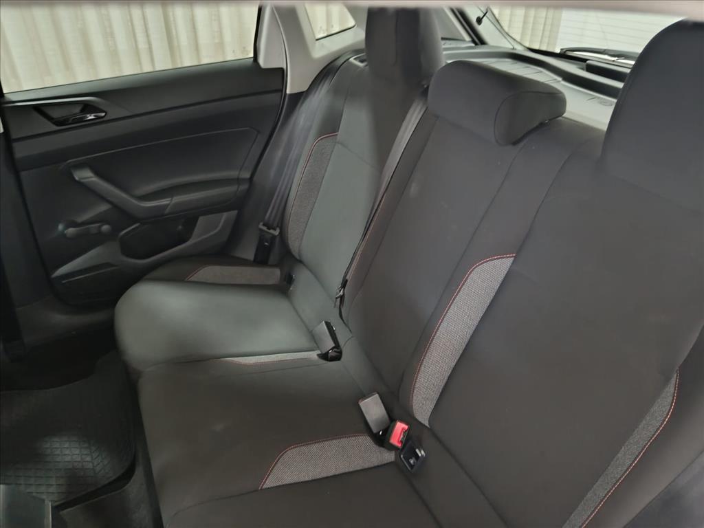 POLO 1.0 MPI TRACK MANUAL9