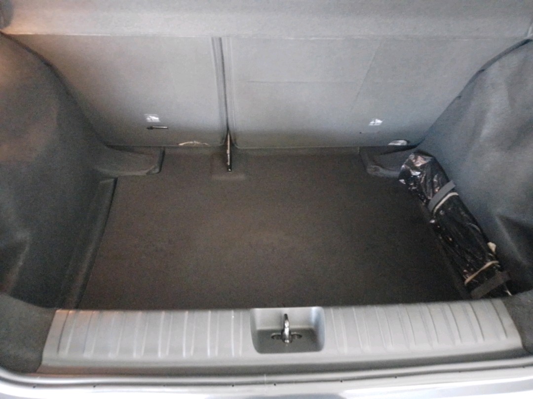 GM - Chevrolet-ONIX-1.0 FLEX LT MANUAL