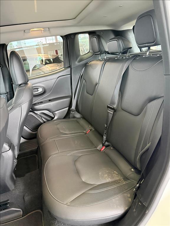 RENEGADE 1.3 T270 TURBO FLEX SAHARA AT67