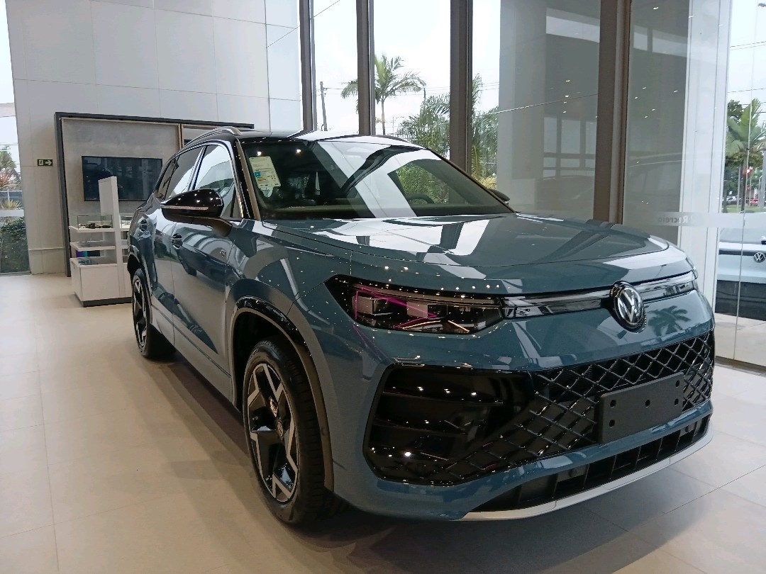 TIGUAN 2.0 350 TSI GASOLINA R-LINE 4MOTION AUTOMÁTICO0