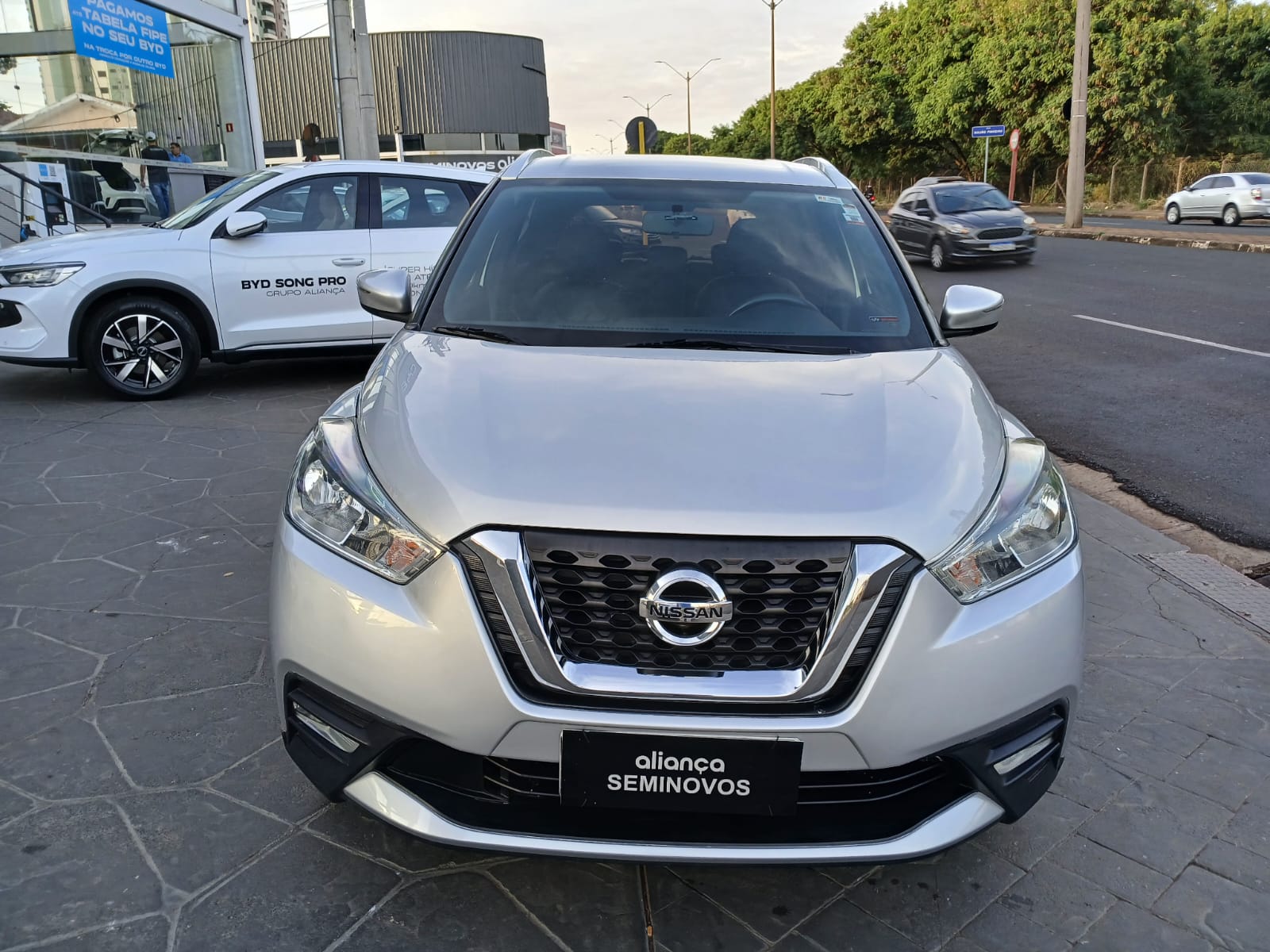 KICKS 1.6 16V FLEXSTART SV 4P XTRONIC