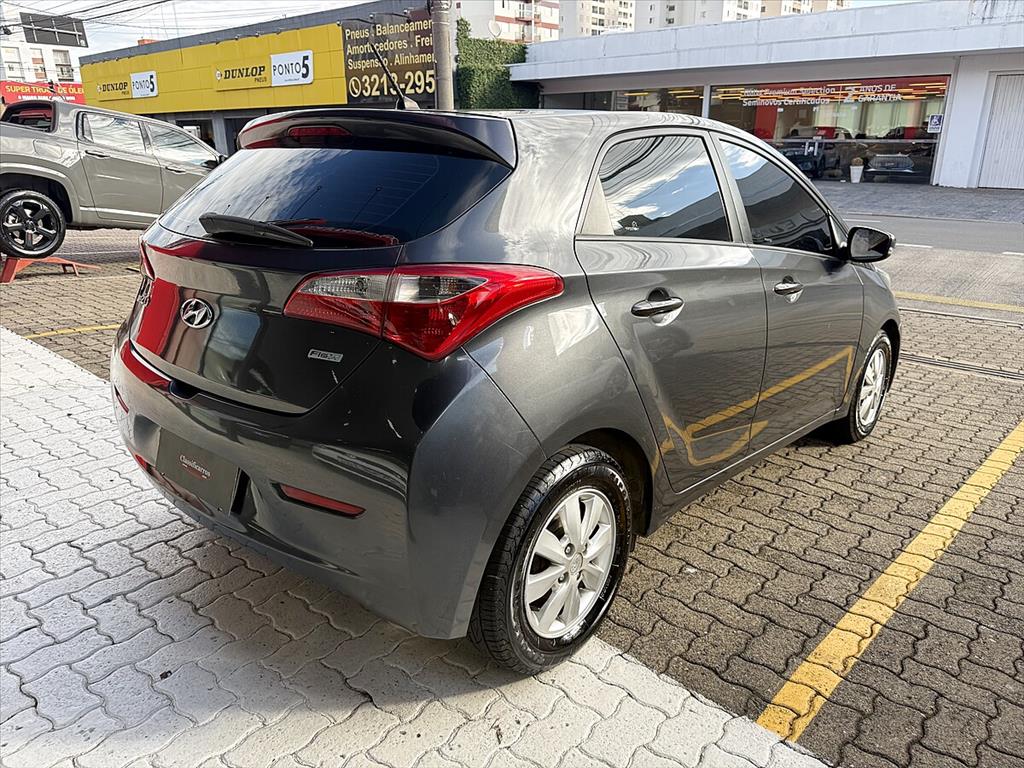 Hyundai Hb20 - 1.0 COMFORT PLUS 12V FLEX 4P MANUAL