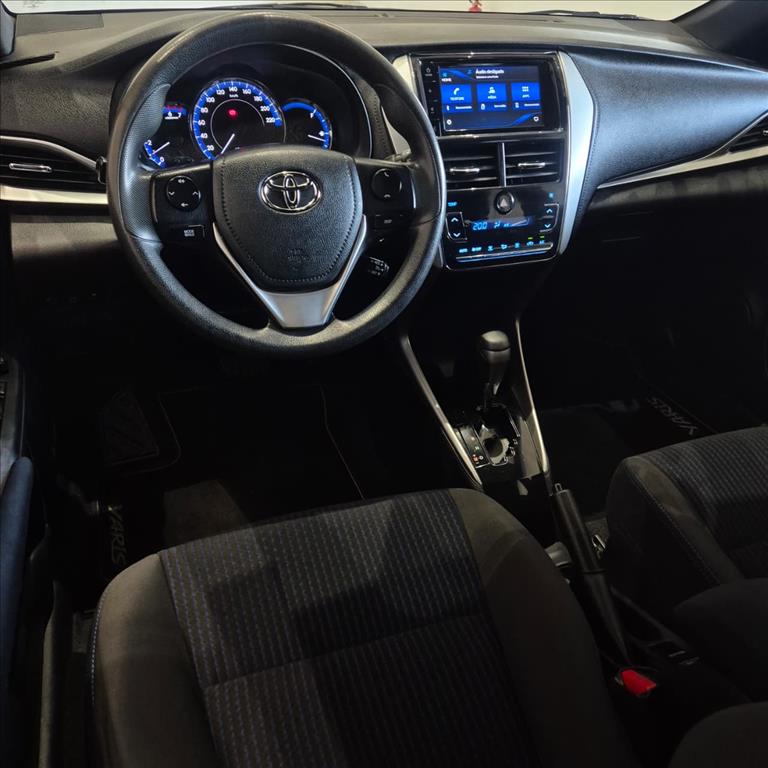 YARIS 1.3 16V FLEX XL PLUS TECH MULTIDRIVE10