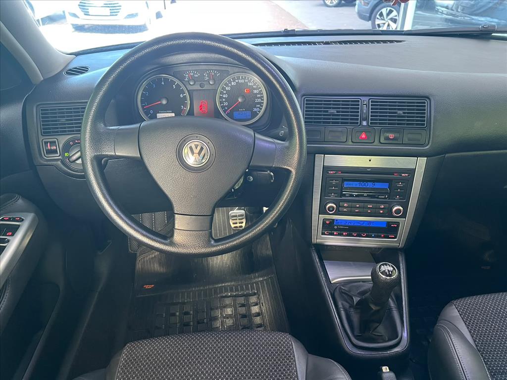 GOLF 1.6 MI SPORTLINE 8V FLEX 4P MANUAL10