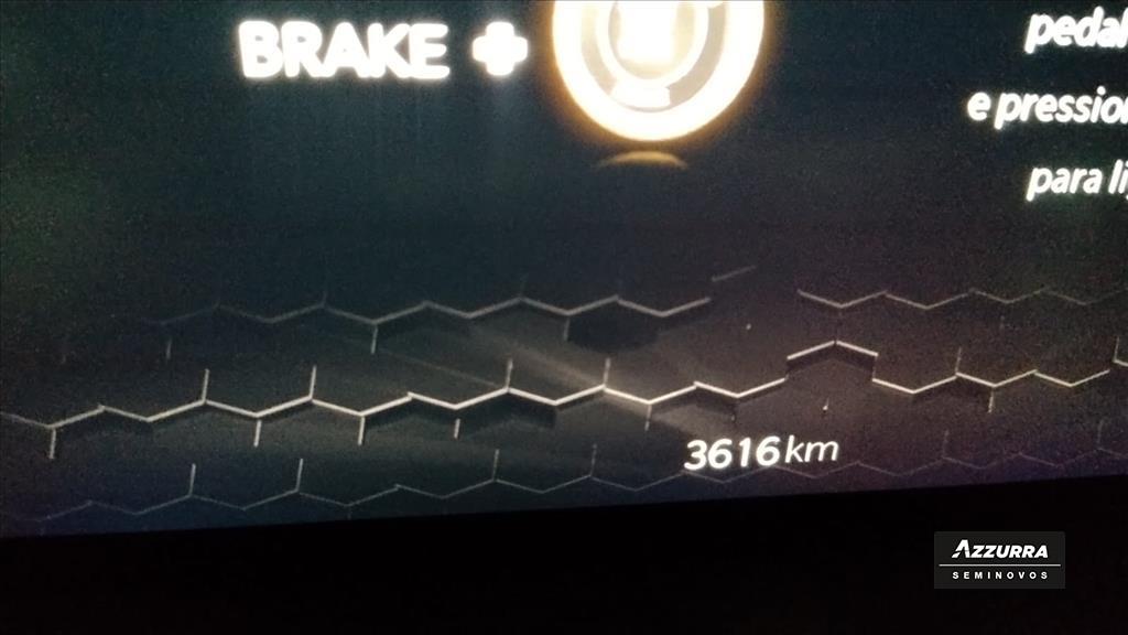 COMMANDER 2.2 TURBO DIESEL OVERLAND AT99