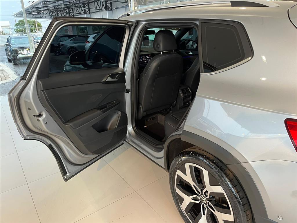 TAOS 1.4 250 TSI TOTAL FLEX HIGHLINE AUTOMÁTICO