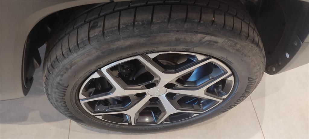 RENEGADE 1.3 T270 TURBO FLEX SAHARA AT615