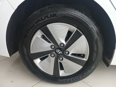 Hyundai-IONIQ-1.6 GDI HEV DCT