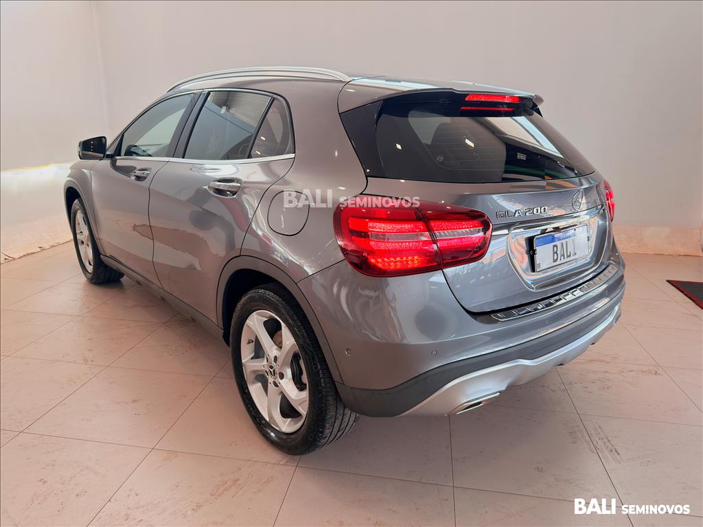 GLA 200 1.6 CGI FLEX ADVANCE 7G-DCT7
