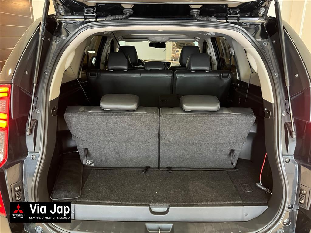 Mitsubishi-PAJERO SPORT-2.4 16V MIVEC TURBO DIESEL HPE-S AWD AUTOMÁTICO