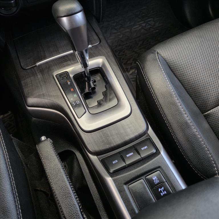 HILUX SW4 2.8 D-4D TURBO DIESEL SRX 7L 4X4 AUTOMÁTICO9