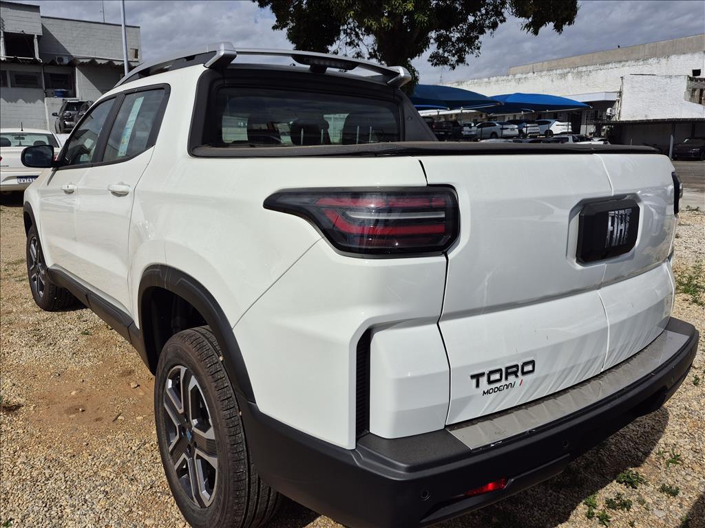 TORO 1.3 TURBO 270 FLEX FREEDOM AT62