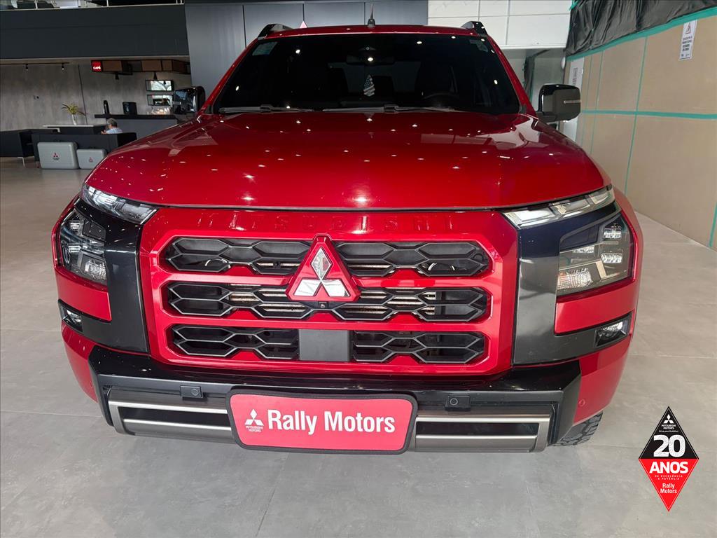 Mitsubishi-TRITON-2.4 BITURBO DIESEL CD KATANA 4X4 AUTOMÁTICO