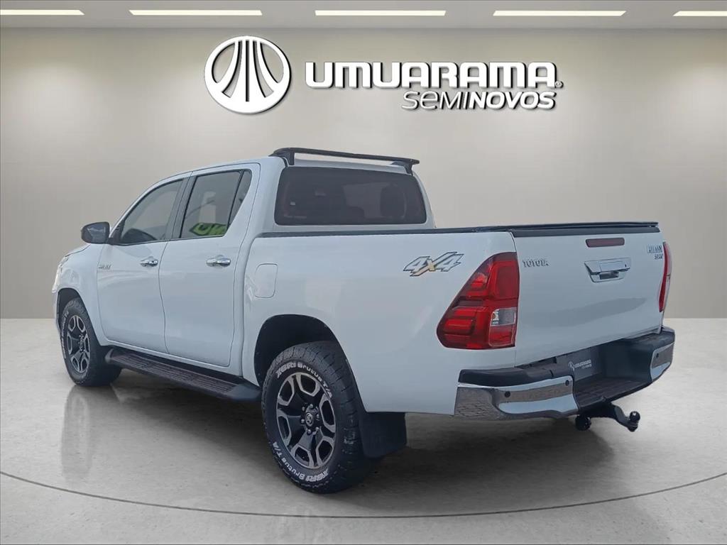 HILUX 2.8 D-4D TURBO DIESEL CD SRV 4X4 AUTOMÁTICO3