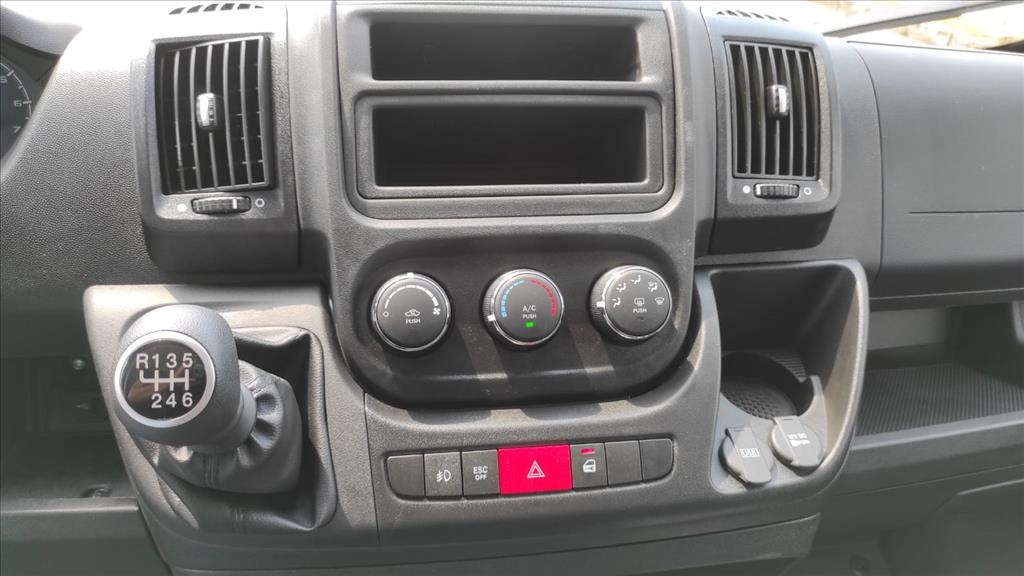 DUCATO 2.3 MULTIJET DIESEL CARGO CURTO MANUAL DUCATO 2.3 MULTIJET DIESEL CARGO CURTO MANUAL