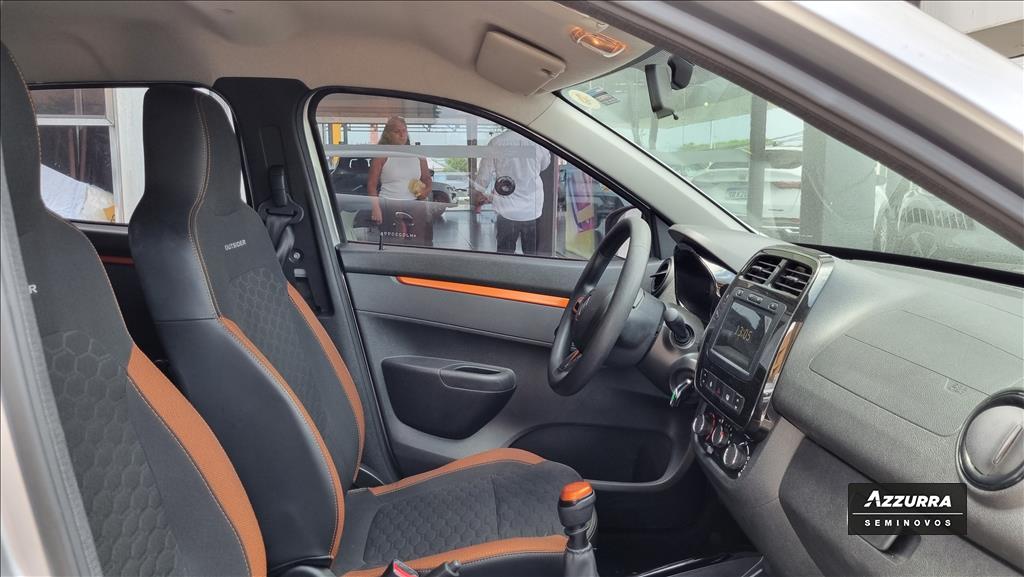 KWID 1.0 12V SCE FLEX OUTSIDER MANUAL11