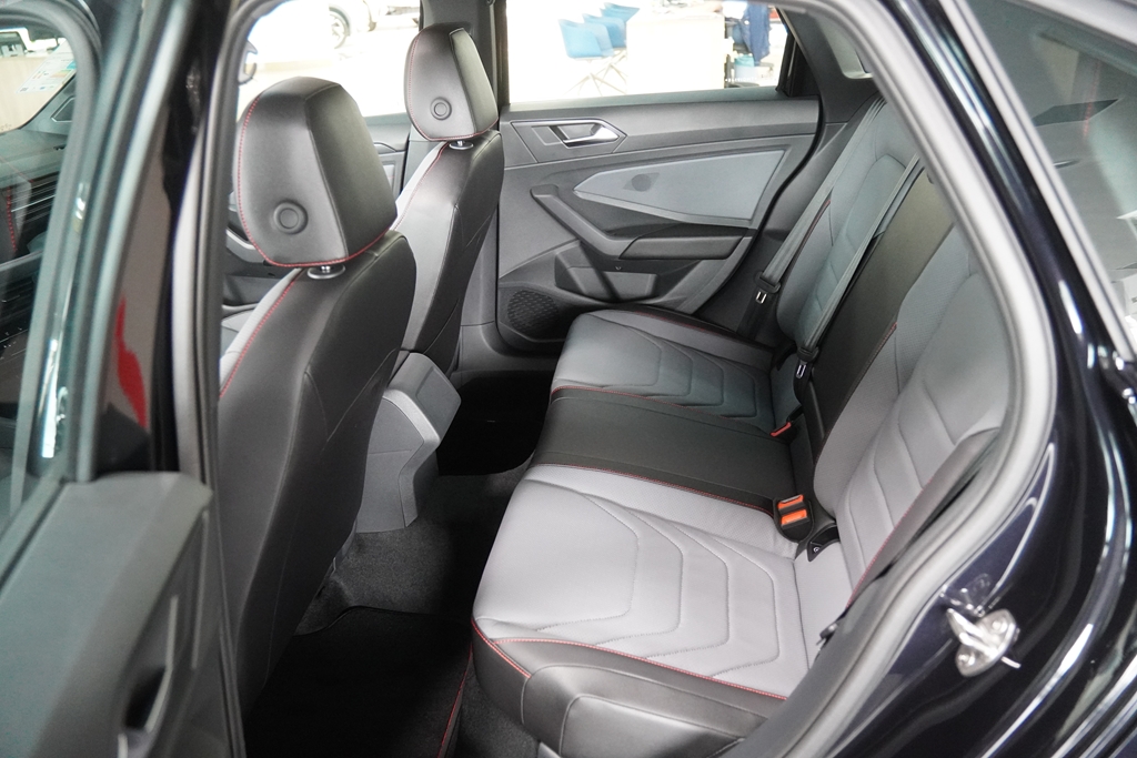 JETTA 2.0 350 TSI GASOLINA GLI DSG10