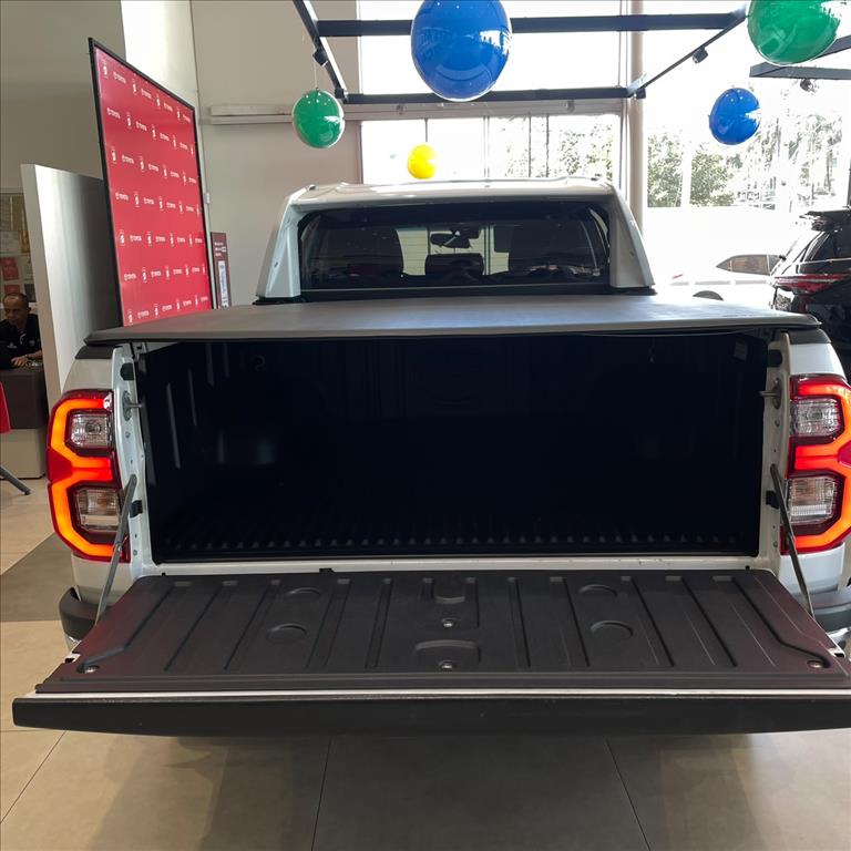 HILUX 2.8 D-4D TURBO DIESEL CD SRX 4X4 AUTOMÁTICO5