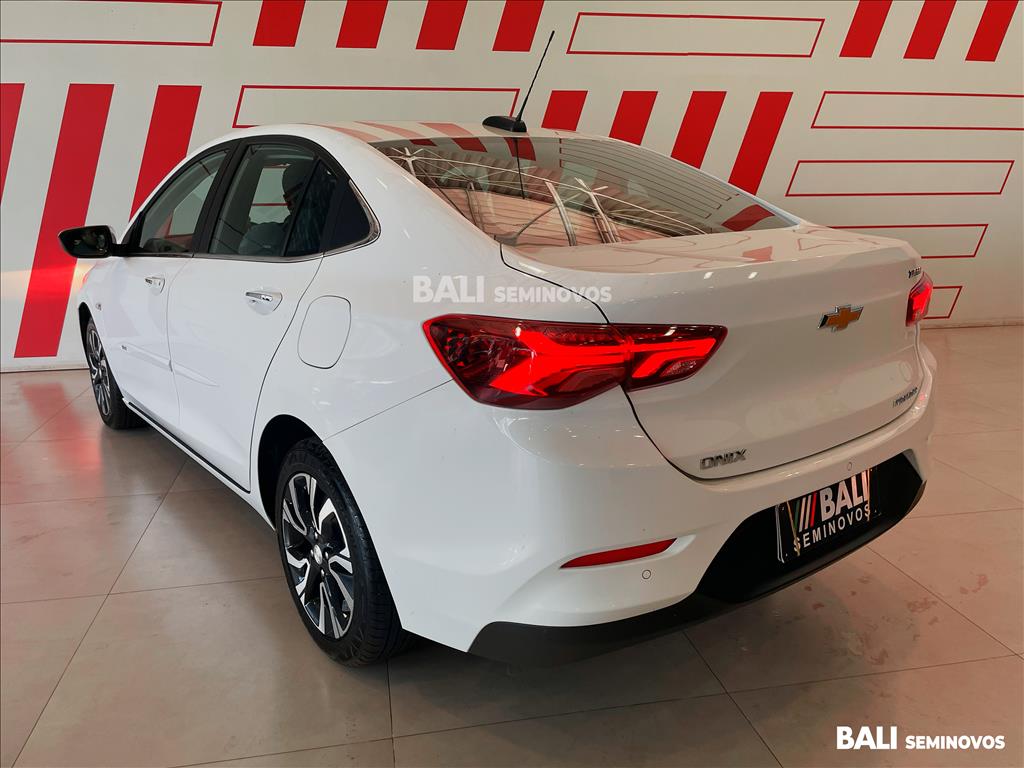 ONIX PLUS 1.0 TURBO FLEX PREMIER AUTOMÁTICO7
