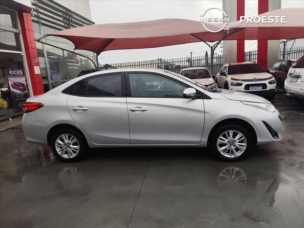 YARIS 1.5 16V FLEX SEDAN XL MANUAL3