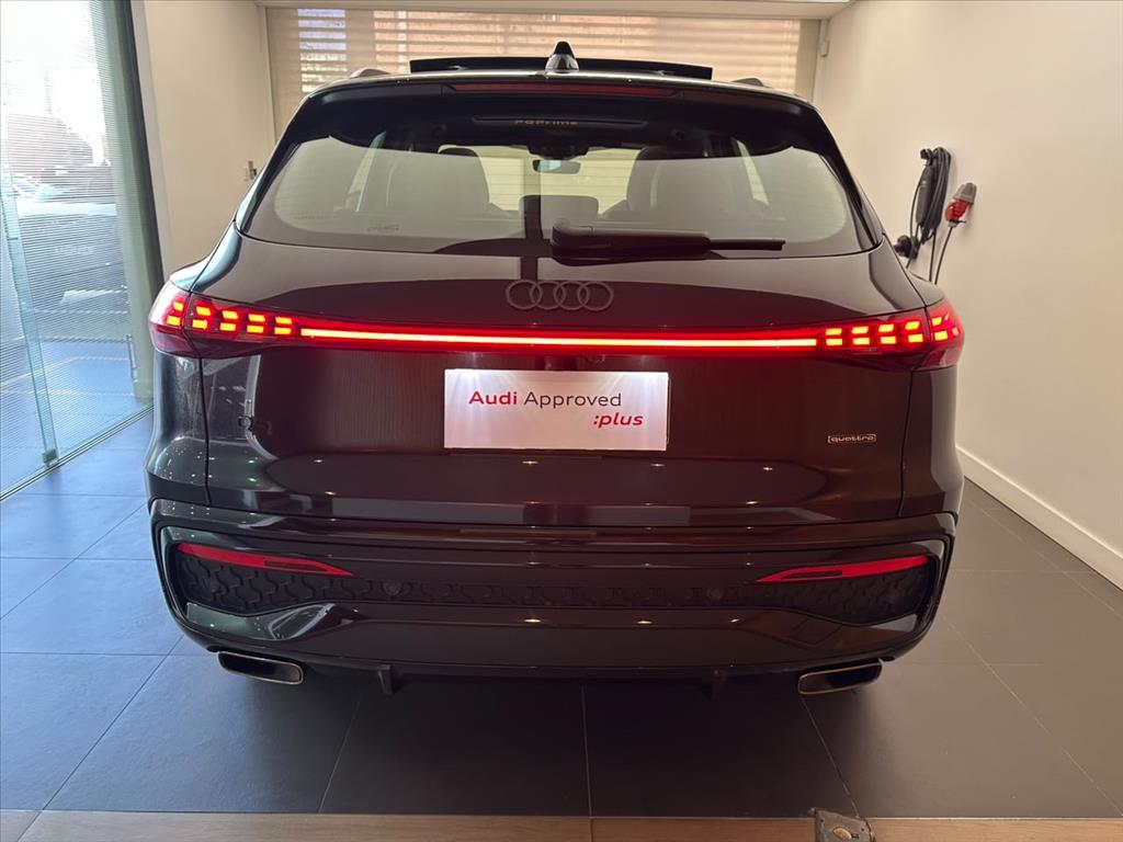 Q5 2.0 45 TFSI GASOLINA S LINE BLACK QUATTRO S TRONIC4