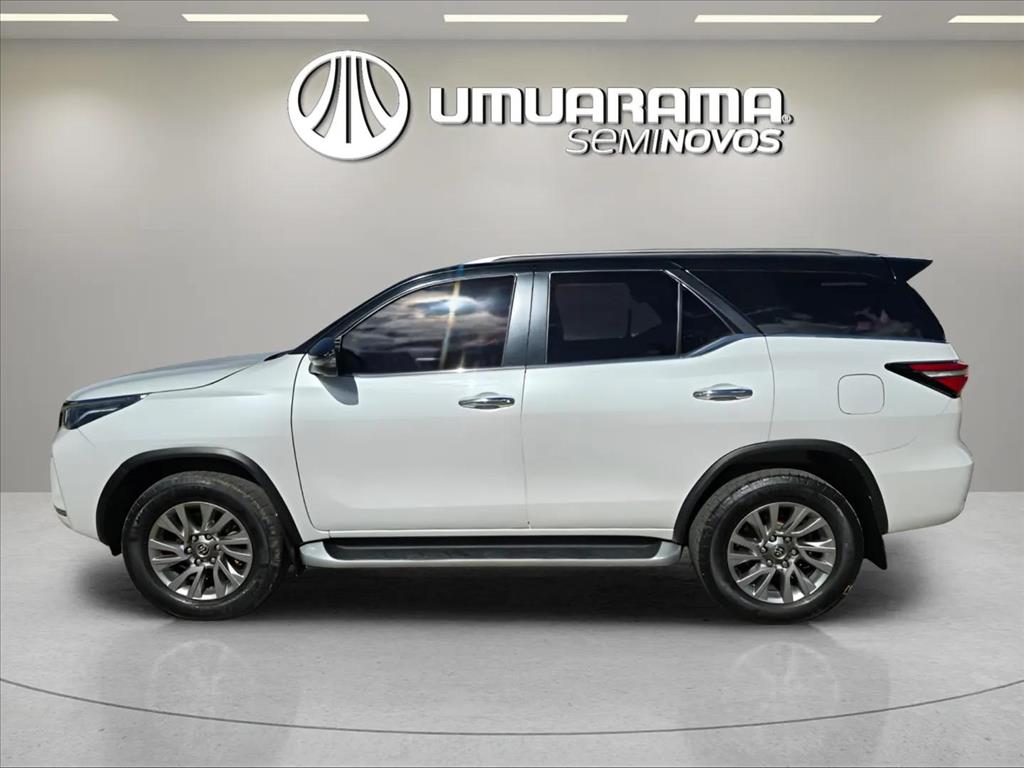 HILUX 2.8 D-4D TURBO DIESEL CD SRX 4X4 AUTOMÁTICO7