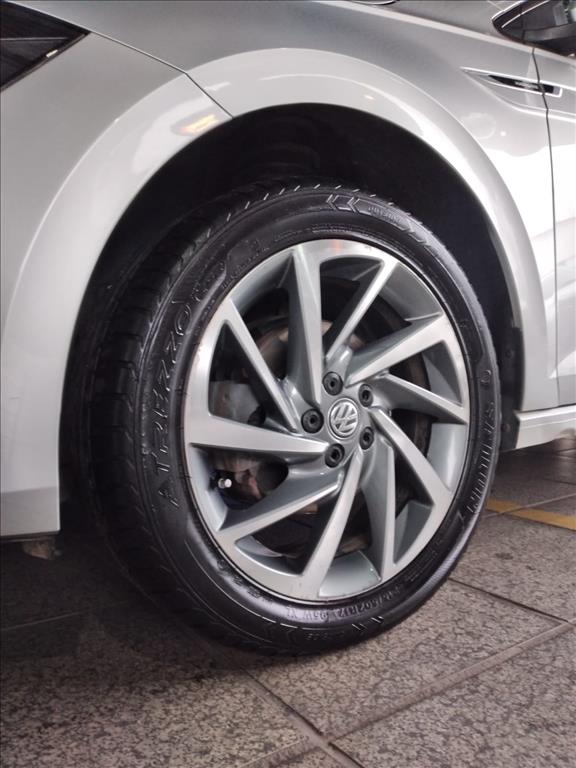 POLO 1.0 200 TSI HIGHLINE AUTOMÁTICO POLO 1.0 200 TSI HIGHLINE AUTOMÁTICO