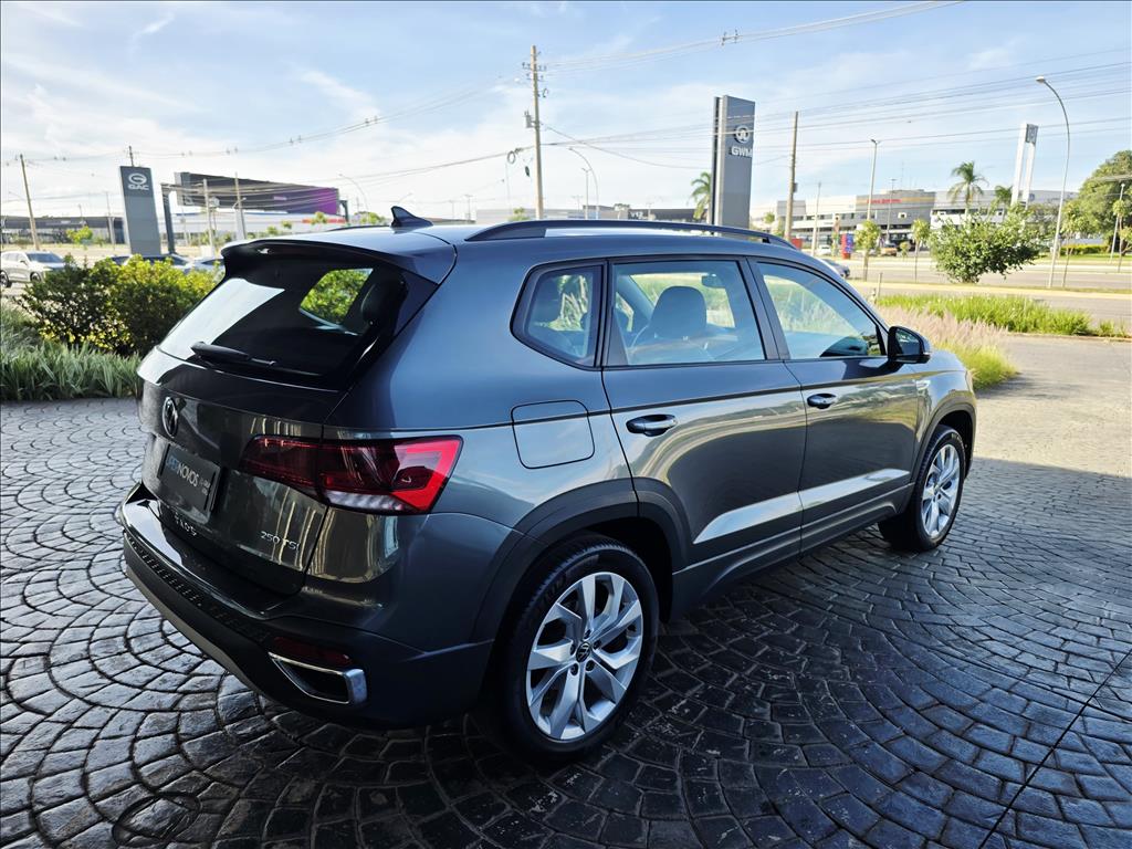 TAOS 1.4 250 TSI TOTAL FLEX COMFORTLINE AUTOMÁTICO5