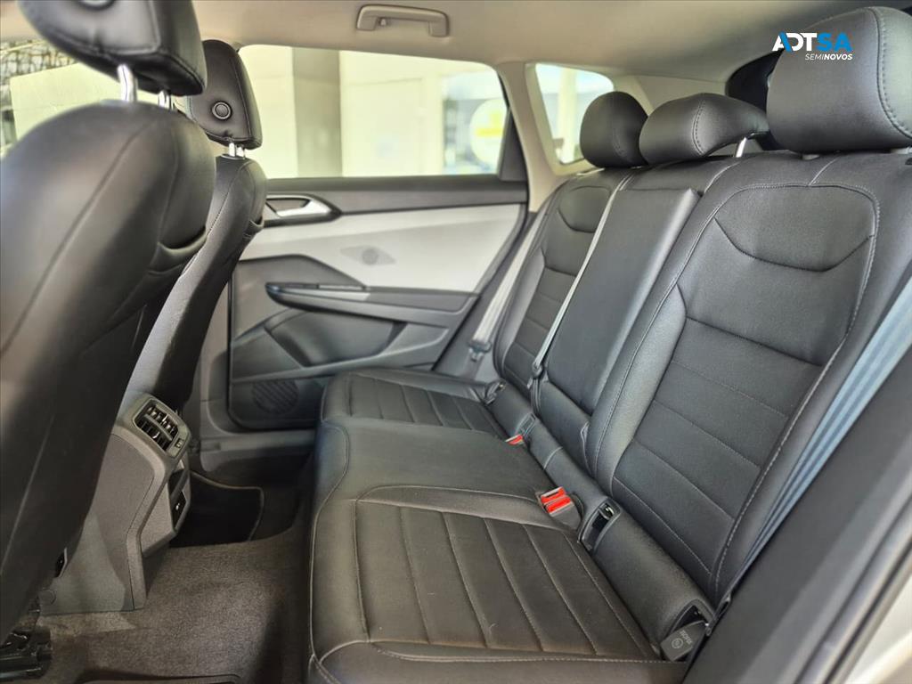 VOLKSWAGEN TAOS 1.4 250 TSI TOTAL FLEX COMFORTLINE AUTOMÁTICO