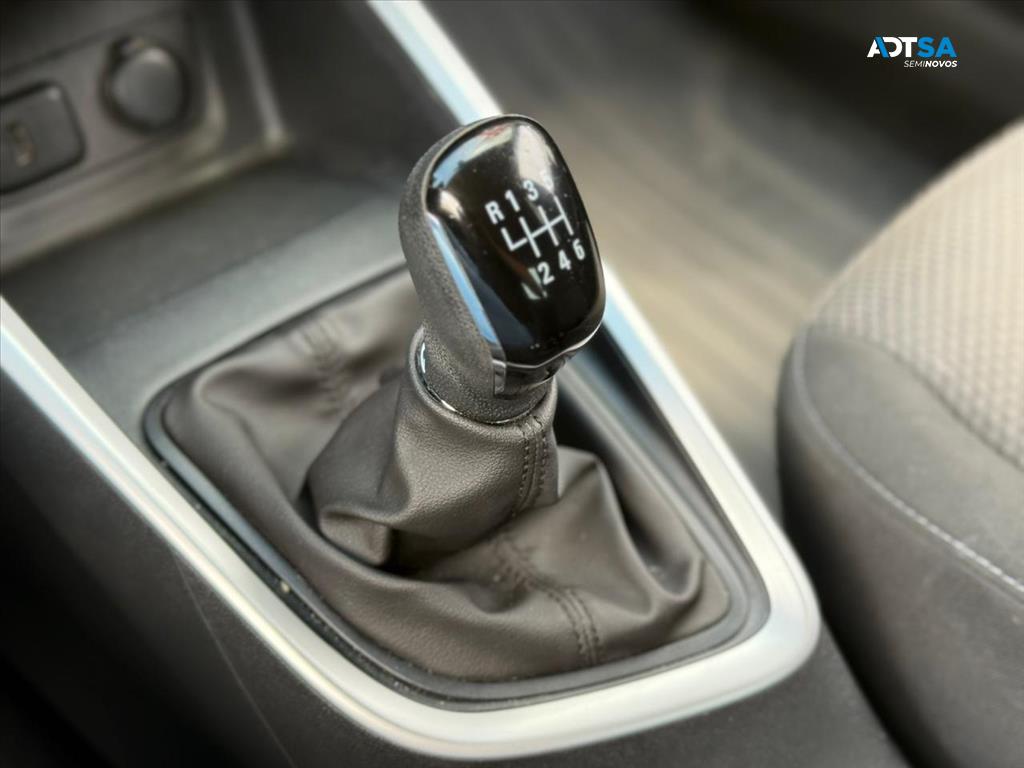 CHEVROLET ONIX PLUS 1.0 FLEX LT MANUAL