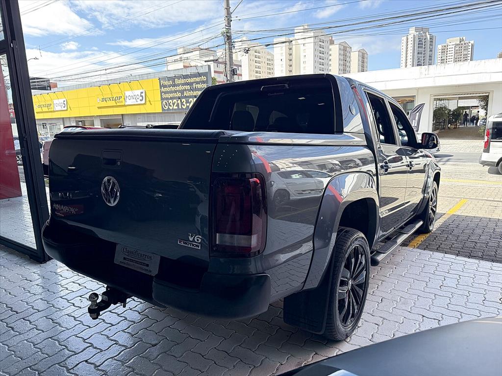 Volkswagen Amarok - 3.0 V6 TDI DIESEL HIGHLINE EXTREME CD 4MOTION AUTOMÁTICO
