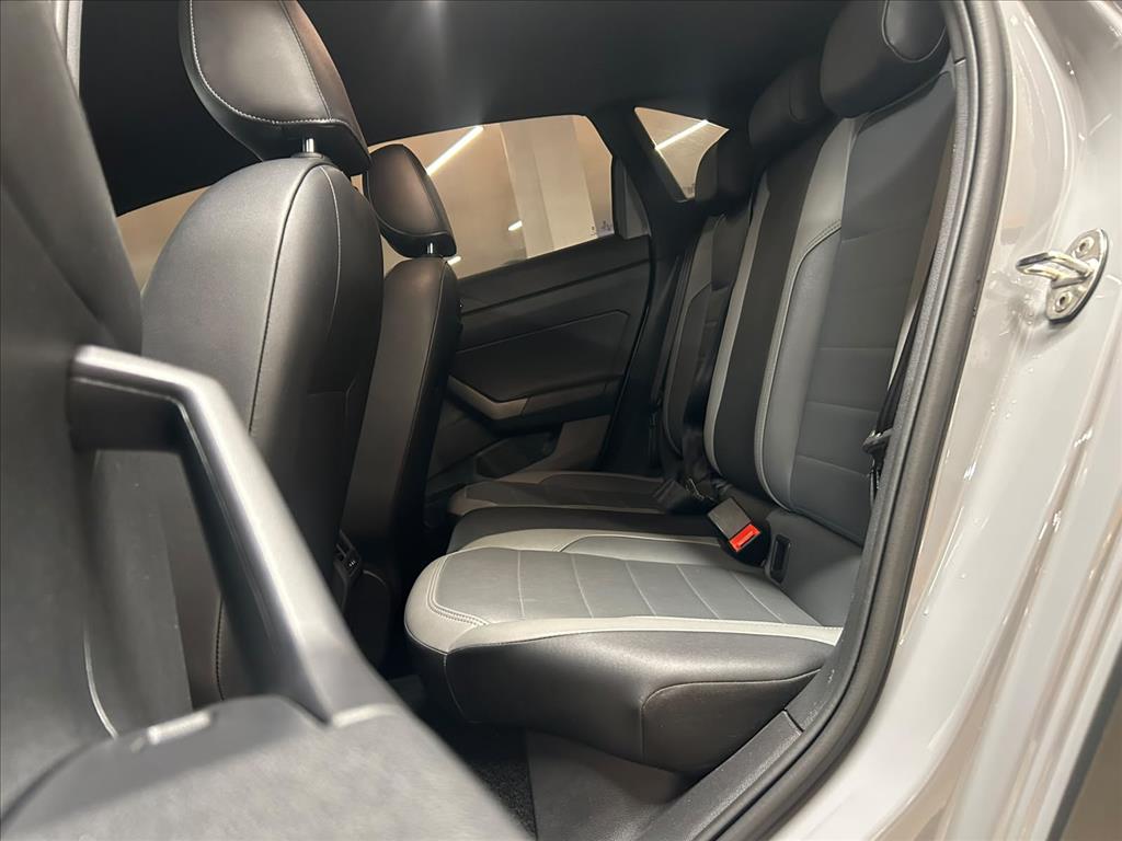 Volkswagen-NIVUS-1.0 200 TSI TOTAL FLEX HIGHLINE AUTOMÁTICO