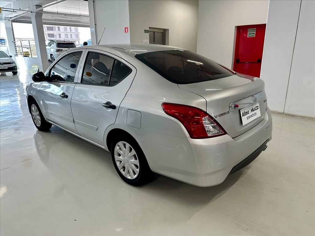 VERSA 1.6 16V FLEXSTART V-DRIVE PREMIUM XTRONIC6
