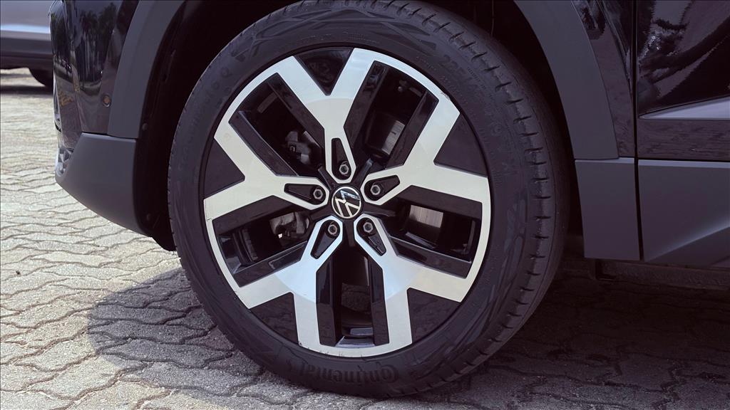 TAOS 1.4 250 TSI TOTAL FLEX HIGHLINE AUTOMÁTICO16