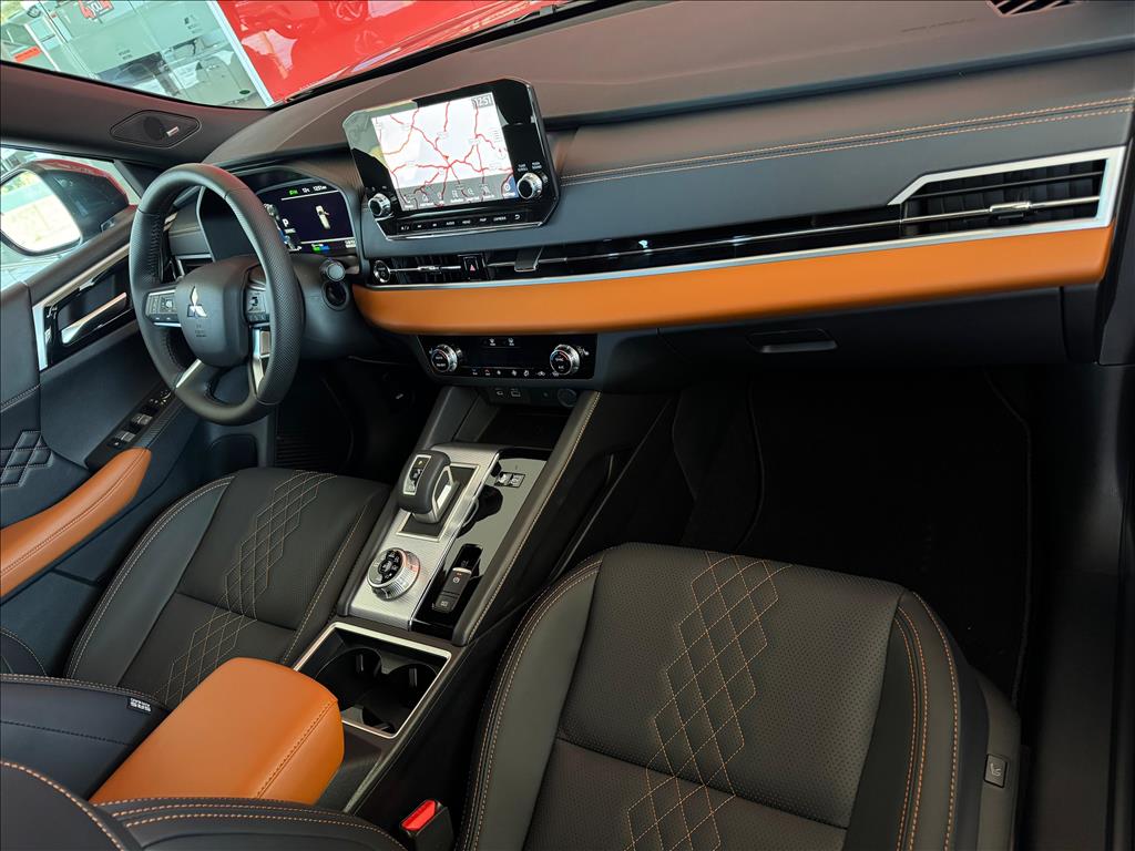 Mitsubishi-OUTLANDER-2.4 PHEV SIGNATURE S-AWC DHT