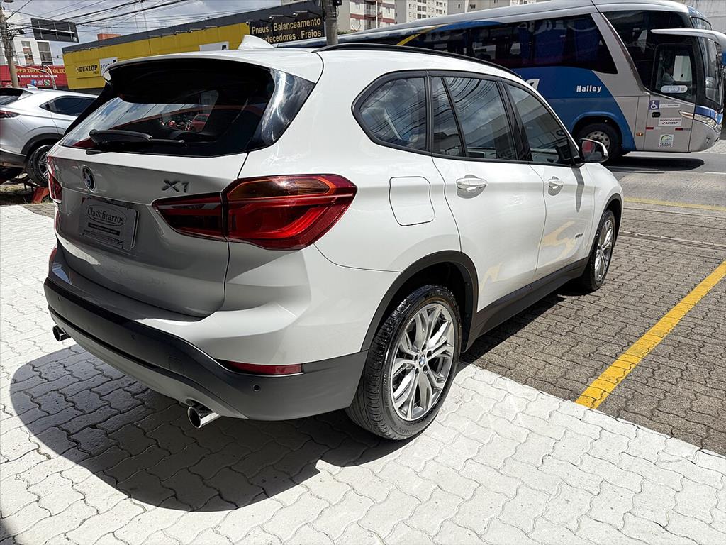 BMW X1 - 2.0 16V TURBO ACTIVEFLEX SDRIVE20I 4P AUTOMÁTICO