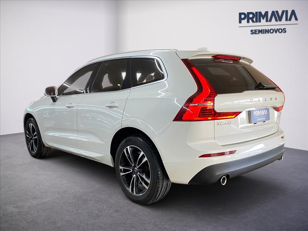 XC60 2.0 D5 DIESEL MOMENTUM AWD GEARTRONIC