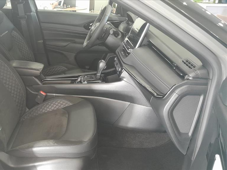 COMPASS 2.0 HURRICANE 4 TURBO GASOLINA BLACKHAWK AT911