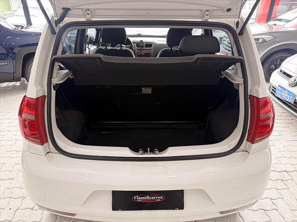 Volkswagen Fox - 1.6 MI 8V FLEX 4P MANUAL