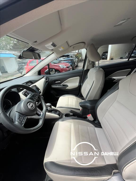 VERSA 1.6 16V FLEX EXCLUSIVE XTRONIC9