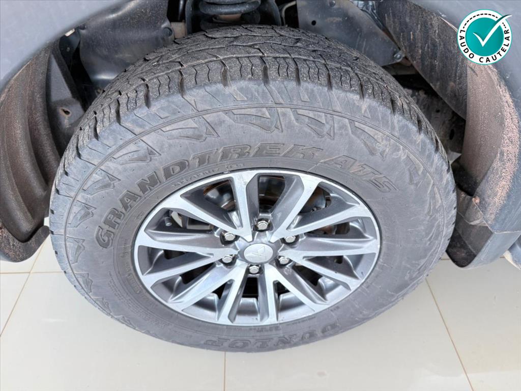 L200 TRITON 2.4 16V TURBO DIESEL OUTDOOR HPE-S CD 4X4 AUTOMÁTICO16