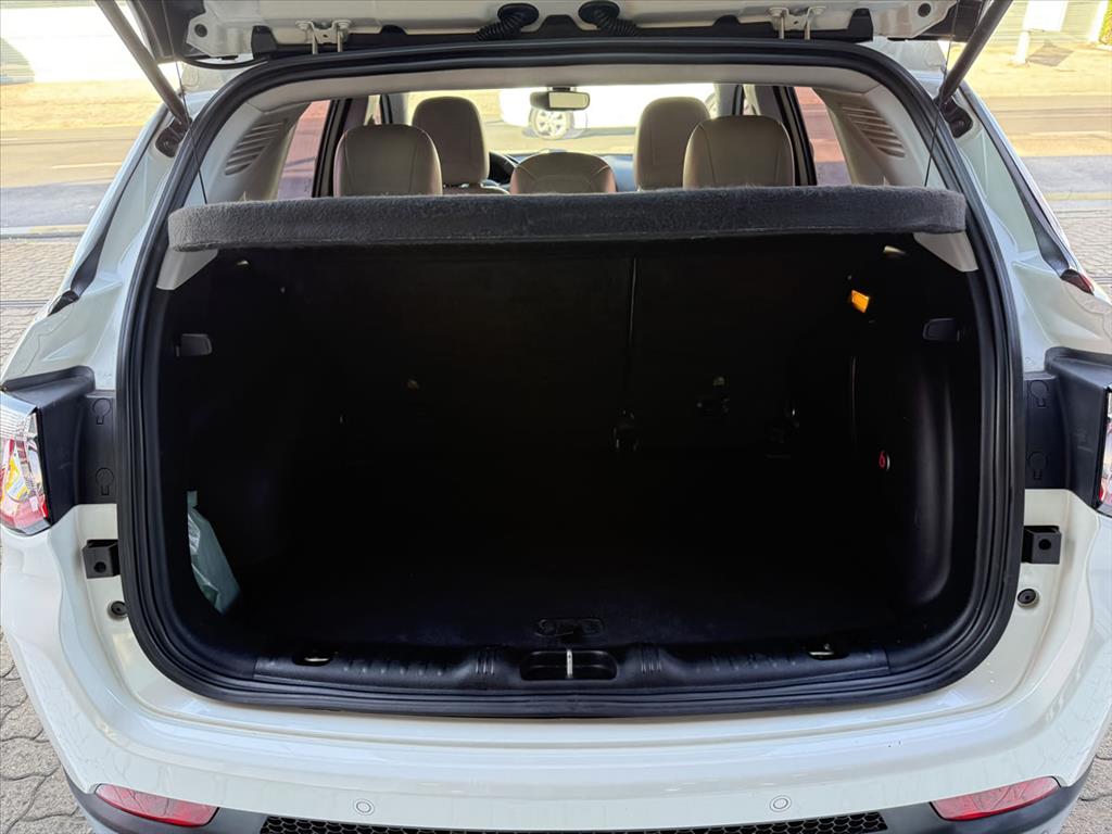 Jeep Compass - 2.0 16V DIESEL LONGITUDE 4X4 AUTOMÁTICO