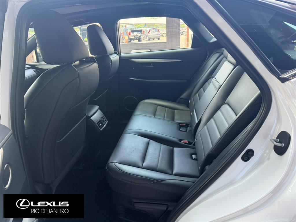 NX 300 2.0 16V VVT-i TURBO GASOLINA F-SPORT 6A/T AWD5